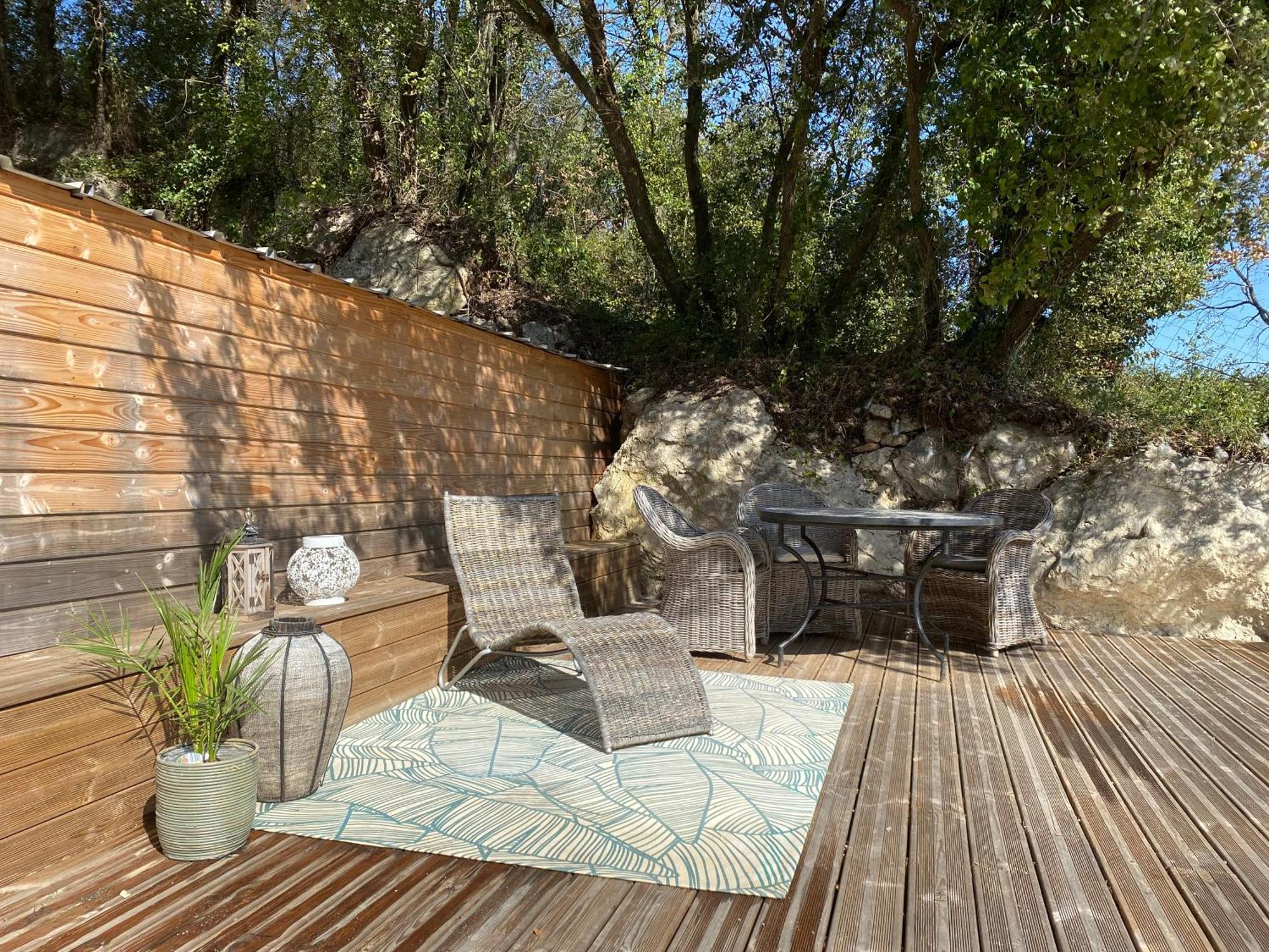 L'Eveil En Provence Bed & Breakfast Entrecasteaux Exterior foto
