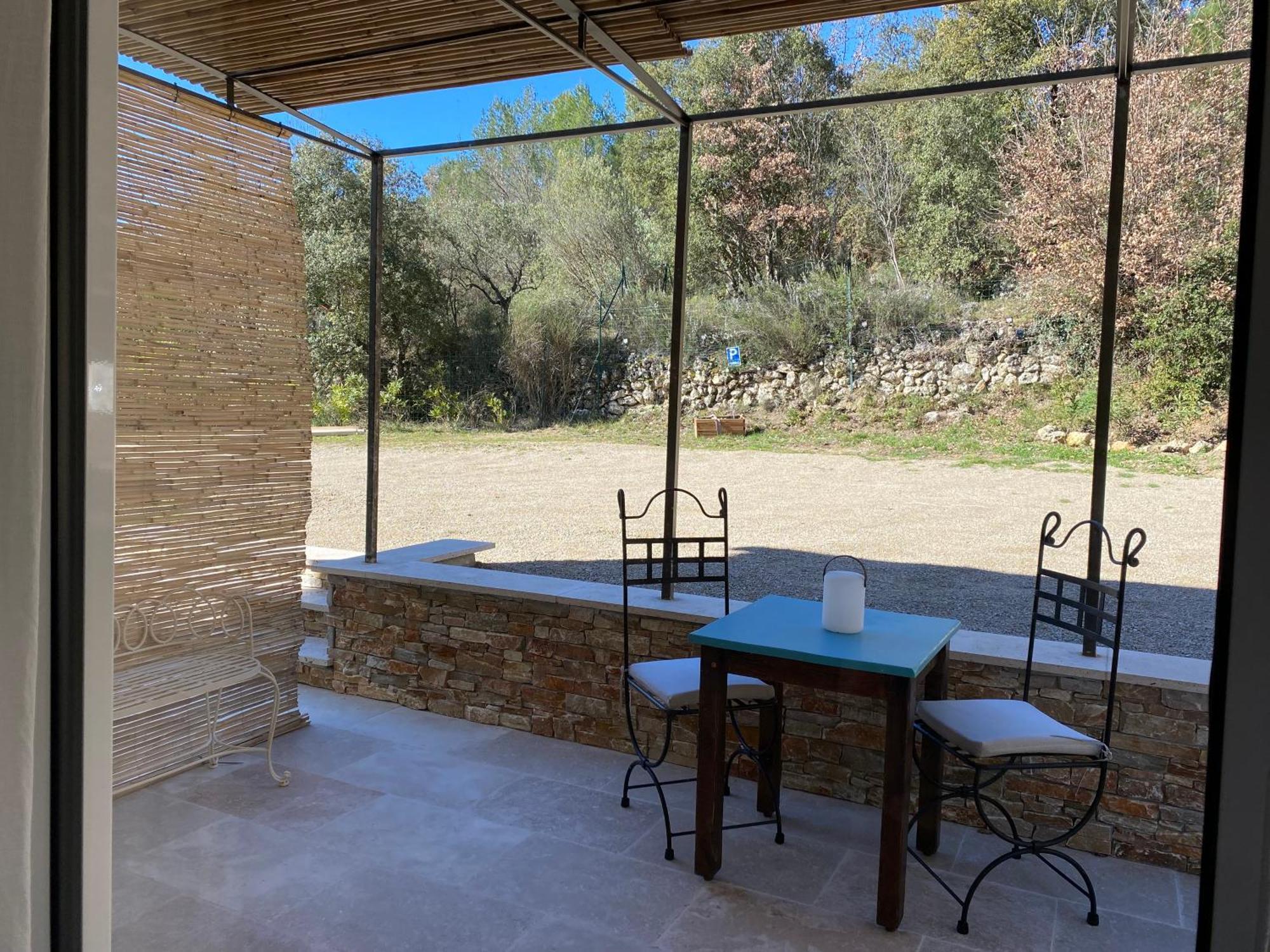 L'Eveil En Provence Bed & Breakfast Entrecasteaux Exterior foto