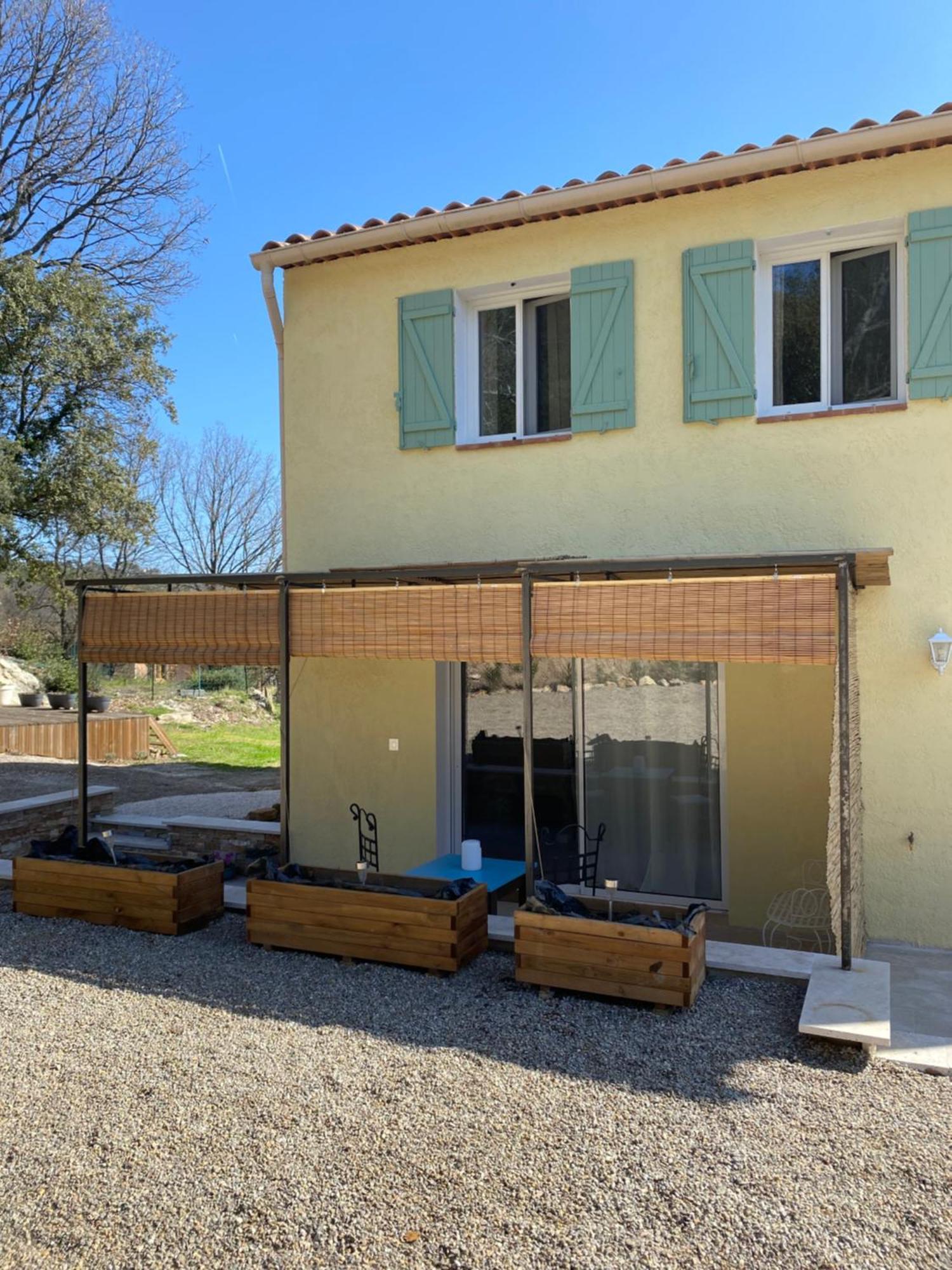 L'Eveil En Provence Bed & Breakfast Entrecasteaux Exterior foto